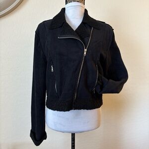 New Miss Love women’s Black Jacket with zipper and pockets. L